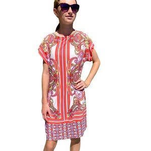 Sandra Darren dress size 10, short sleeve, floral print, no flaws, white lining.